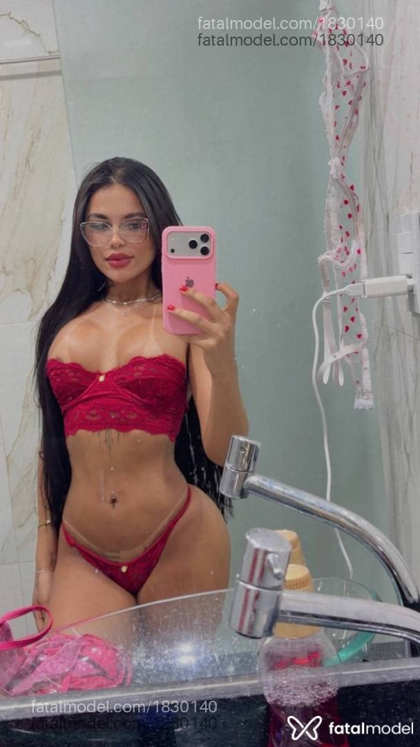 Acompanhante mulher morena (o) de olhos castanhos - Samantha Gutierrez