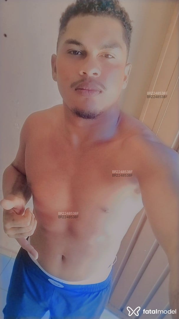 Acompanhante homem morena (o) de olhos castanhos em Palmas Acompanhante homem morena (o) de olhos castanhos em Palmas - Junior