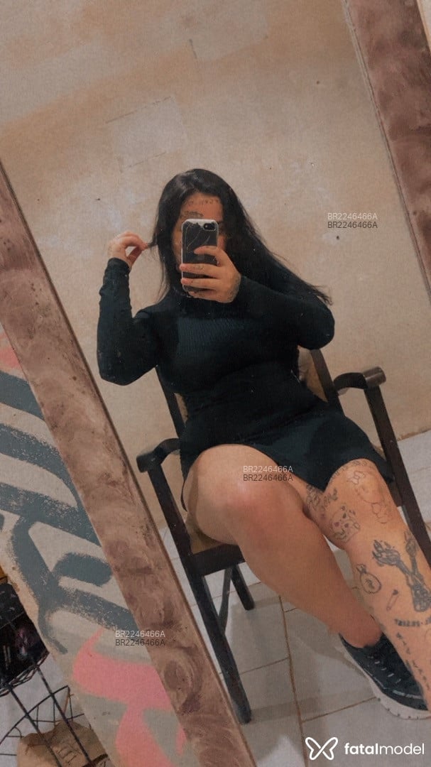 Acompanhante mulher morena (o) de olhos pretos - Marcella