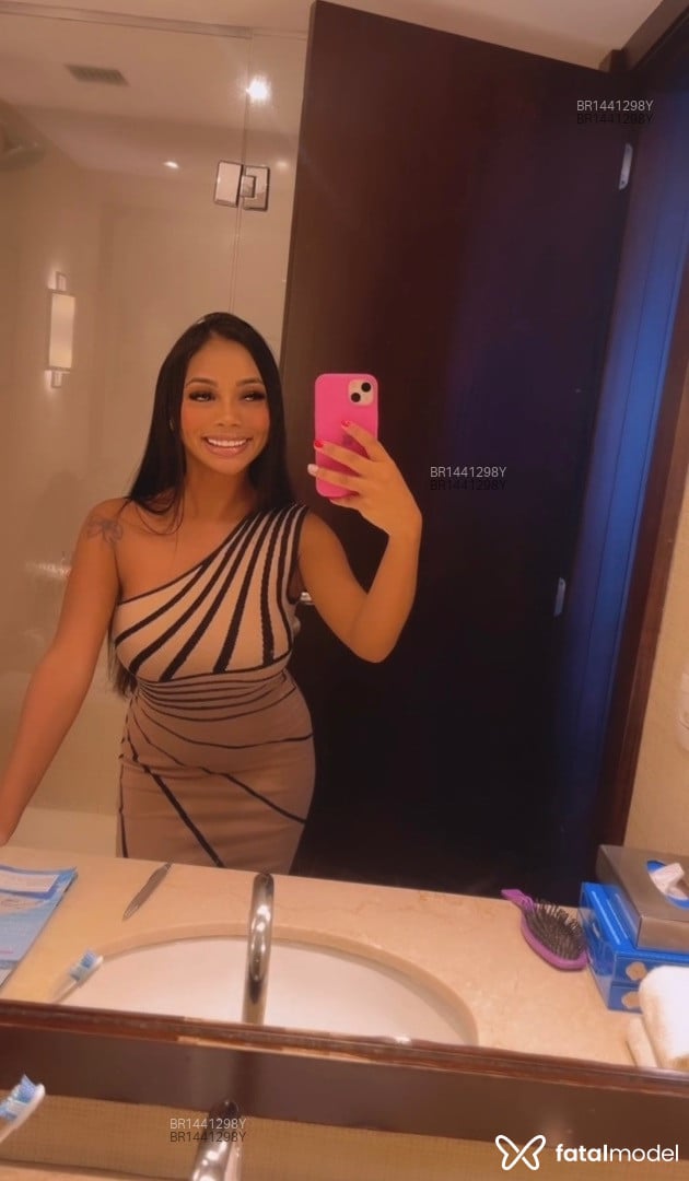 Acompanhante mulher morena (o) de olhos castanhos em São Paulo - Gabi Oliveira