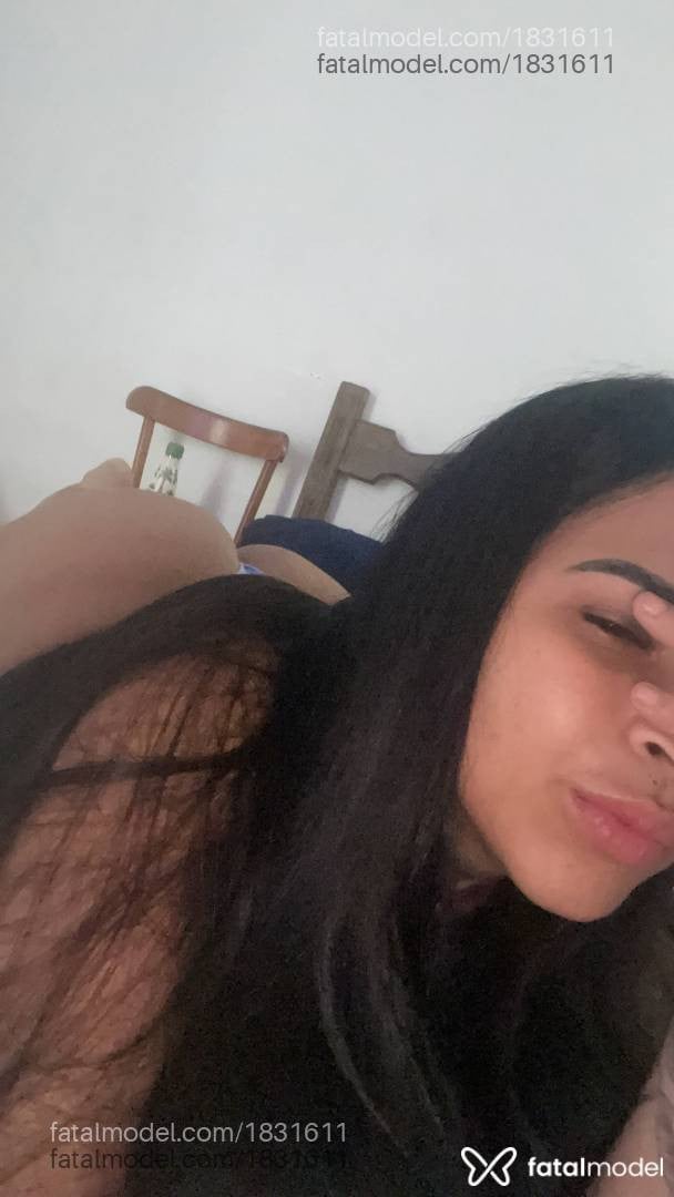 Acompanhante mulher morena (o) de olhos castanhos em Taubaté - Nicole