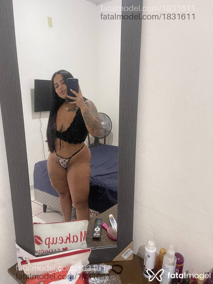 Acompanhante mulher morena (o) de olhos castanhos em Nova Friburgo - Nicole