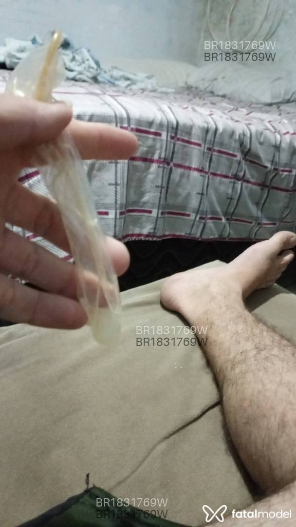 Acompanhante homem com cabelo castanho de olhos castanhos em Virtual - Cristian Rodríguez