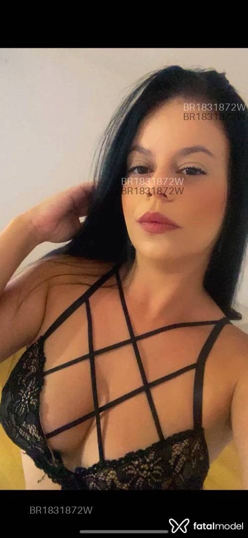 Acompanhante mulher morena (o) de olhos castanhos em Itajaí - Samantha Diniz