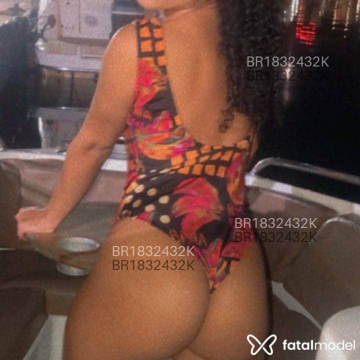 Acompanhante mulher morena (o) de olhos mel em Volta Redonda - Yasmim Carvalho
