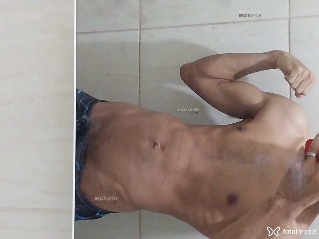 Acompanhante homem morena (o) de olhos castanhos em São José do Rio Preto - Igor Assis