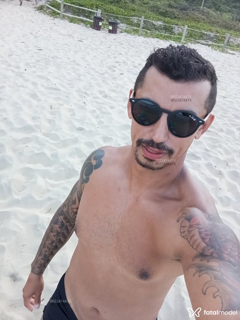 Acompanhante homem morena (o) de olhos pretos - Rudy Acompanhante homem morena (o) de olhos pretos - Rudy
