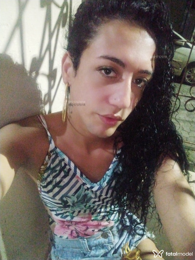 Acompanhante mulher trans morena (o) de olhos castanhos em Piúma - Surfystinha Had