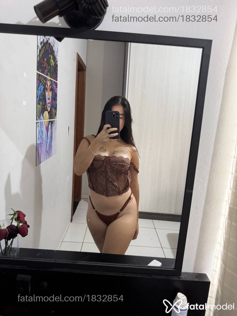 Acompanhante mulher morena (o) de olhos castanhos em Campo Grande - Isabela
