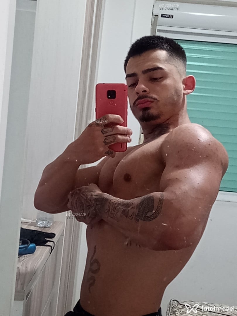 Acompanhante homem morena (o) de olhos castanhos - Bruno Henrique
