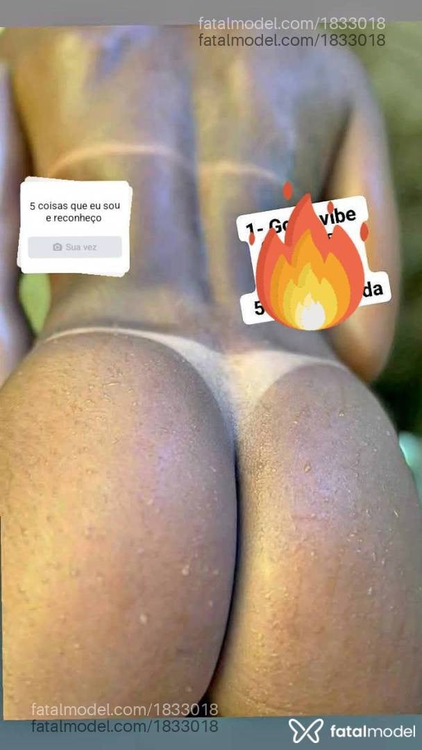 Acompanhante mulher morena (o) de olhos castanhos - Mel Vianna