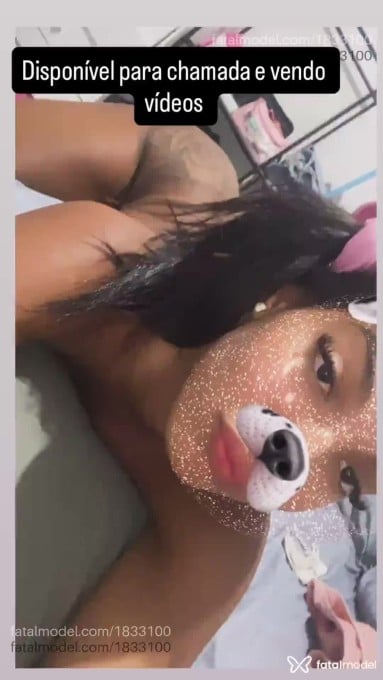 Acompanhante mulher trans morena (o) de olhos pretos em Virtual - Robertinha