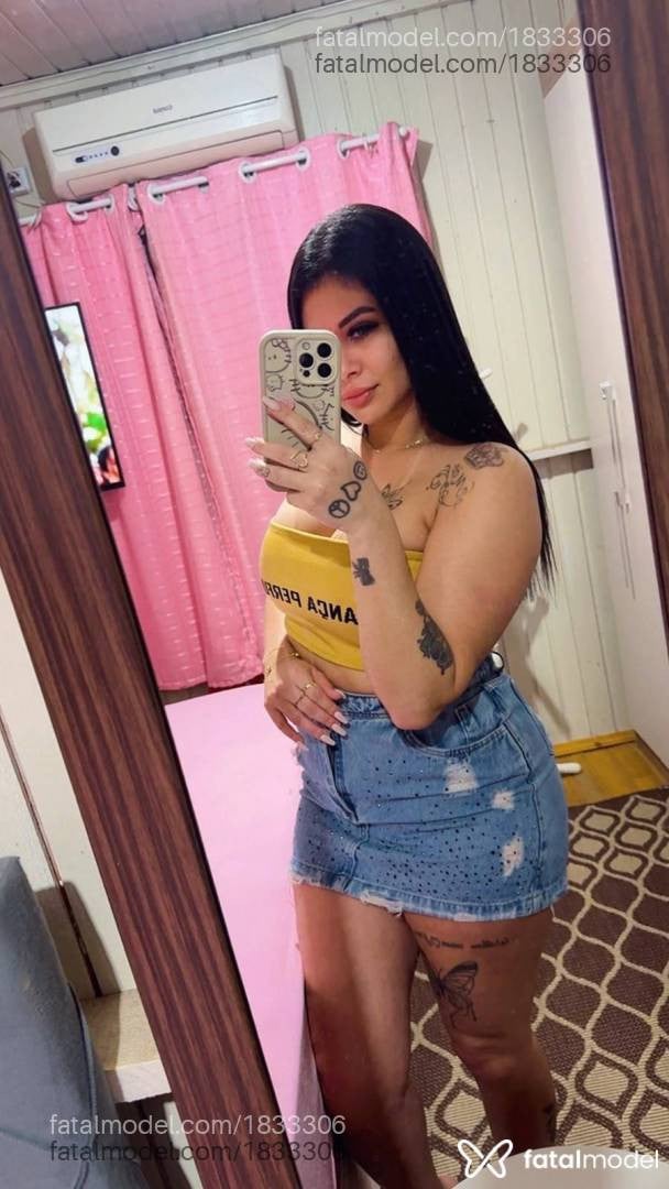 Acompanhante mulher morena (o) de olhos mel - Bruna