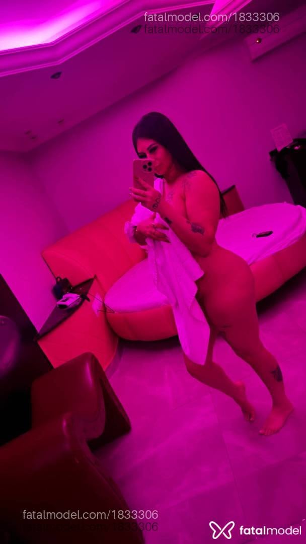 Acompanhante mulher morena (o) de olhos mel - Bruna