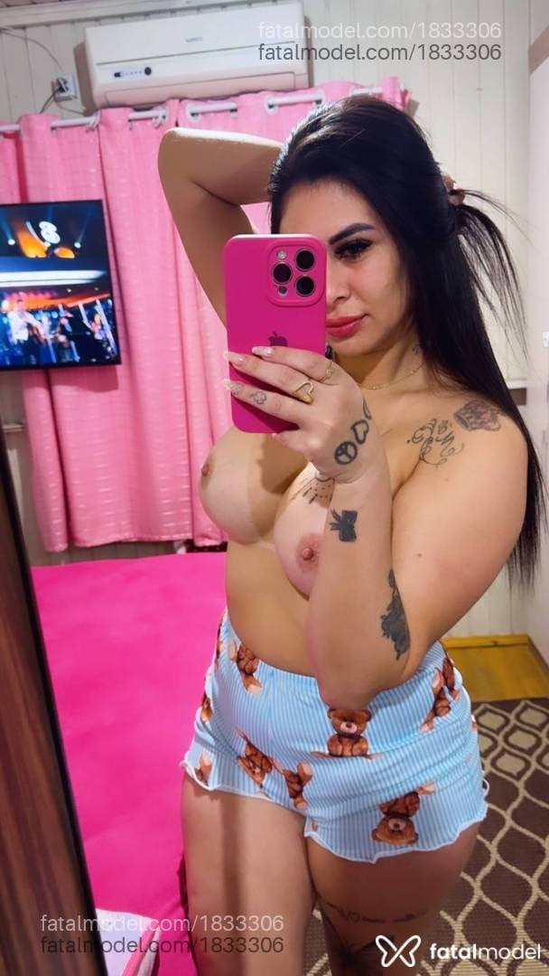 Acompanhante mulher morena (o) de olhos mel - Bruna