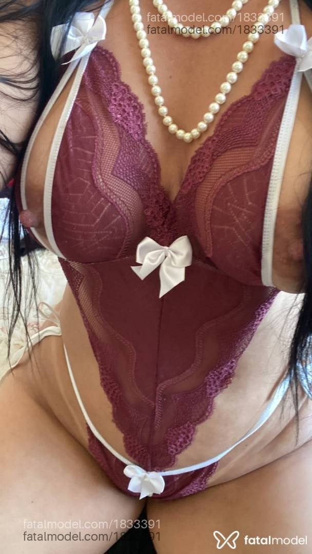 Acompanhante mulher morena (o) de olhos castanhos - Maria Eduarda
