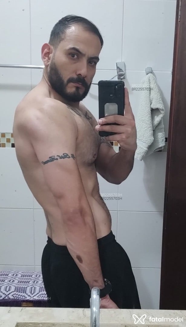 Acompanhante homem morena (o) de olhos castanhos em Santo André - Máximo Demetrious