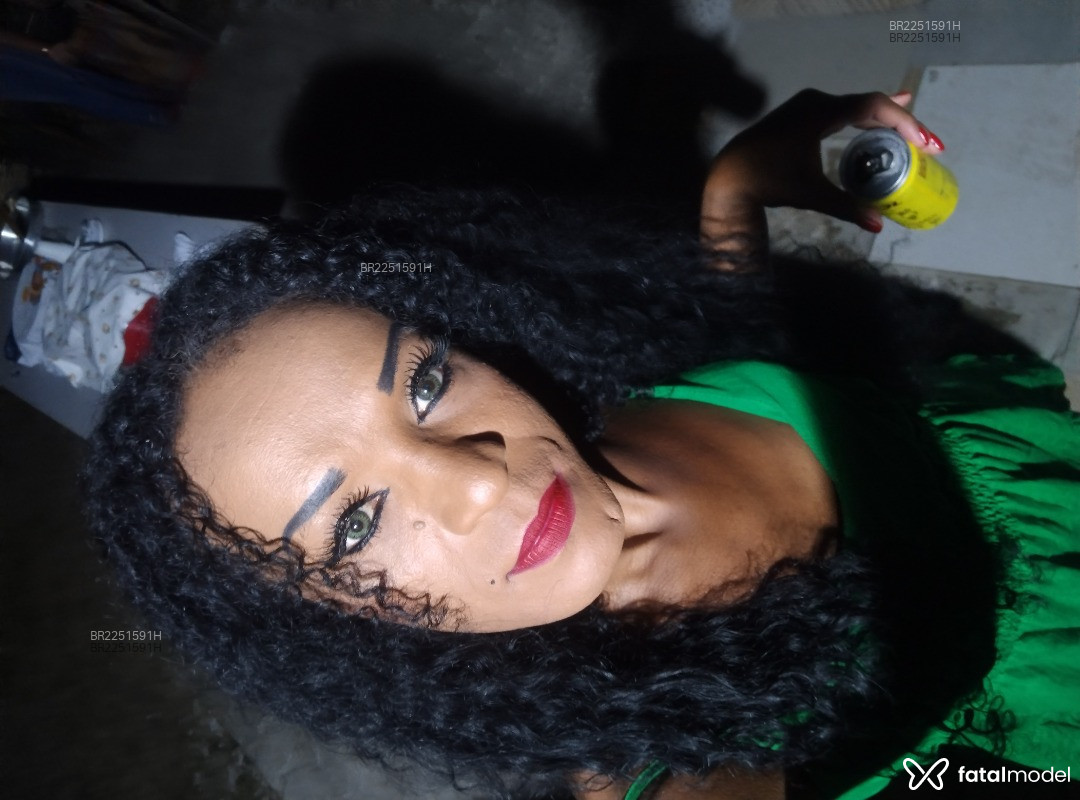 Acompanhante mulher trans morena (o) de olhos pretos em São Paulo - Byanka