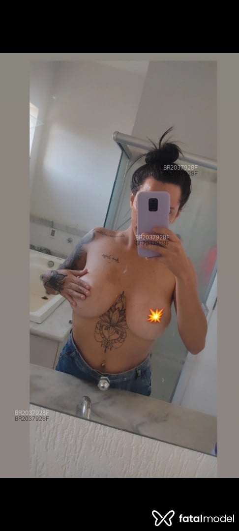 Acompanhante mulher morena (o) de olhos pretos em Araçatuba - Amaanda