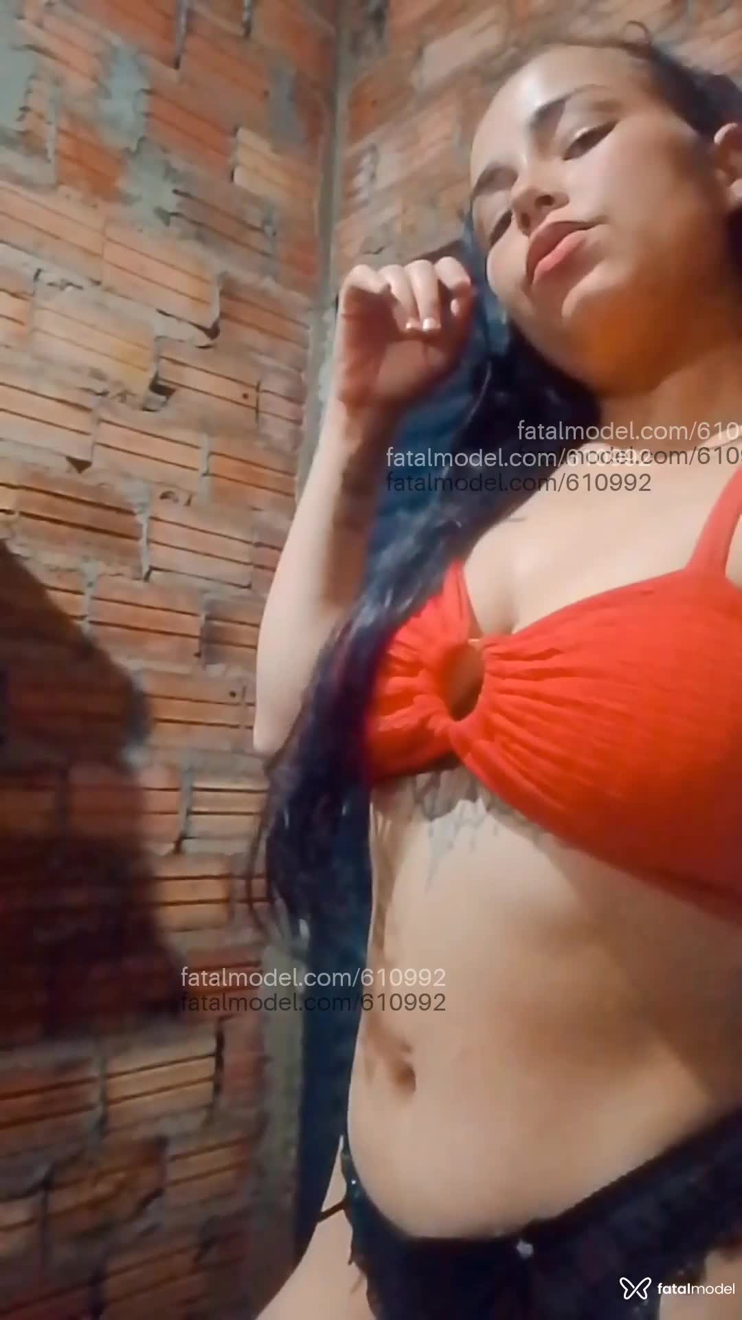 Acompanhante mulher morena (o) de olhos pretos em Jataí Acompanhante mulher morena (o) de olhos pretos em Jataí - Gabizinha Mello
