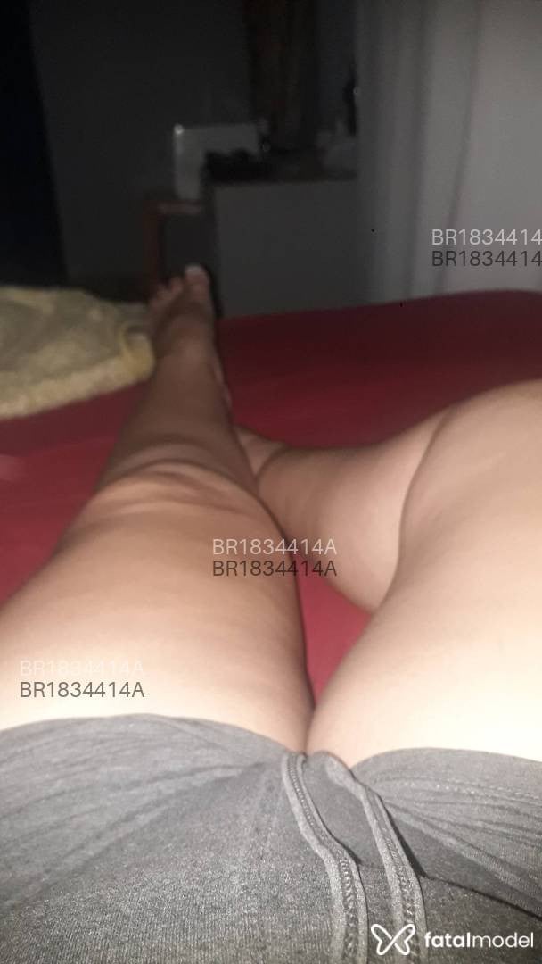 Acompanhante mulher com cabelo castanho de olhos castanhos em Pouso Redondo Acompanhante mulher com cabelo castanho de olhos castanhos em Pouso Redondo - AnnybaixinhA