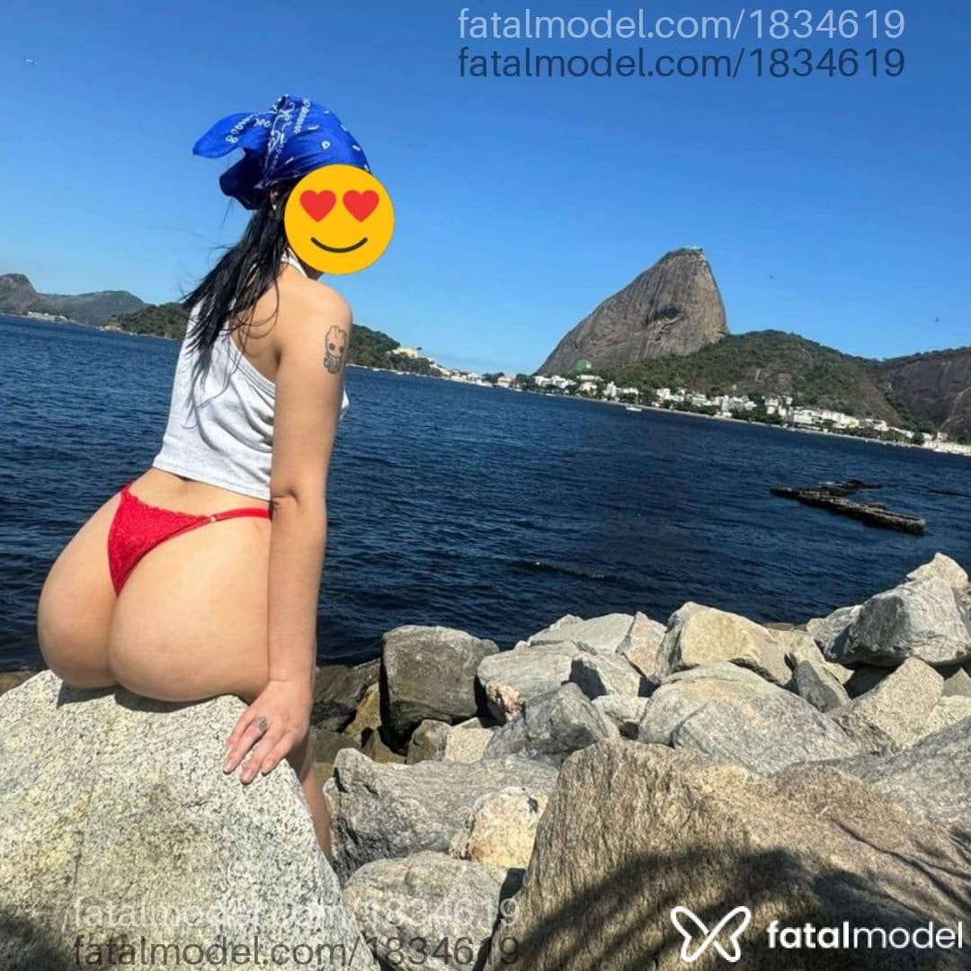 Acompanhante mulher morena (o) de olhos pretos - Kay