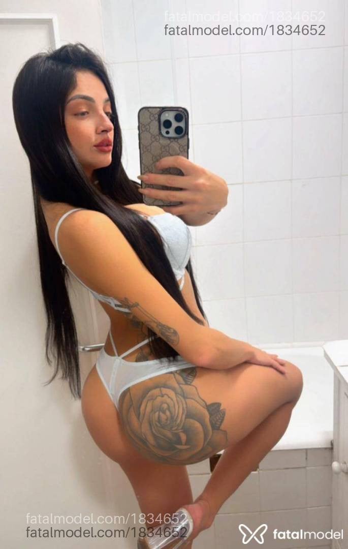 Acompanhante mulher com cabelo castanho de olhos mel em Belo Horizonte - Luana Garcia