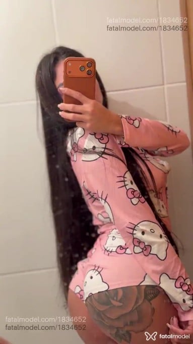 Acompanhante mulher com cabelo castanho de olhos mel em Belo Horizonte - Luana Garcia