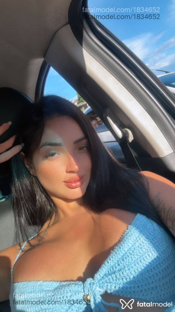 Acompanhante mulher com cabelo castanho de olhos mel em Belo Horizonte - Luana Garcia