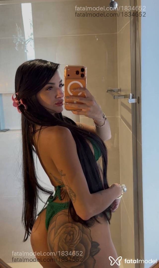 Acompanhante mulher com cabelo castanho de olhos mel em Belo Horizonte - Luana Garcia