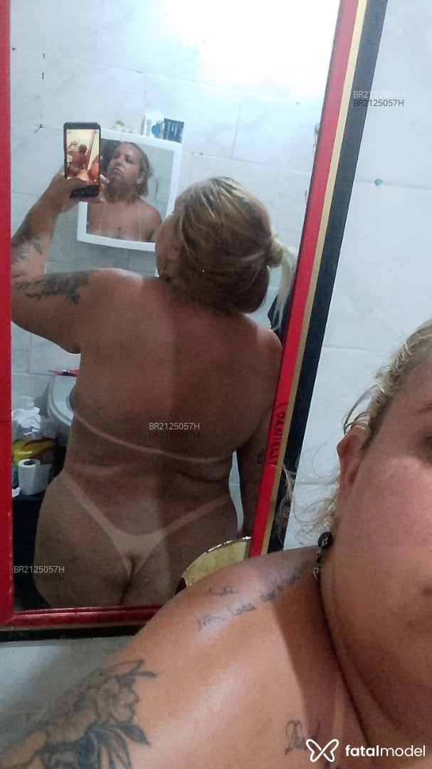Acompanhante mulher loira (o) de olhos mel em Rio de Janeiro - Bruna