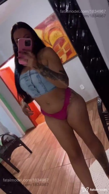 Acompanhante mulher morena (o) de olhos castanhos em Uberlândia - Melissa Dias