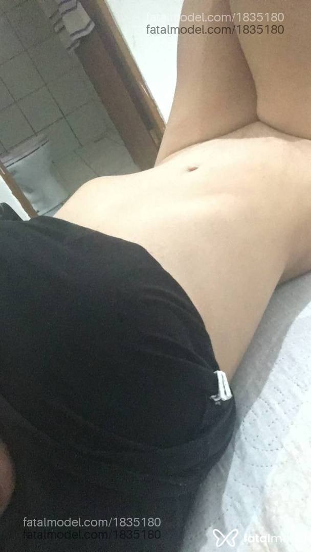 Acompanhante mulher com cabelo castanho de olhos castanhos em Taubaté - Bia Riccii