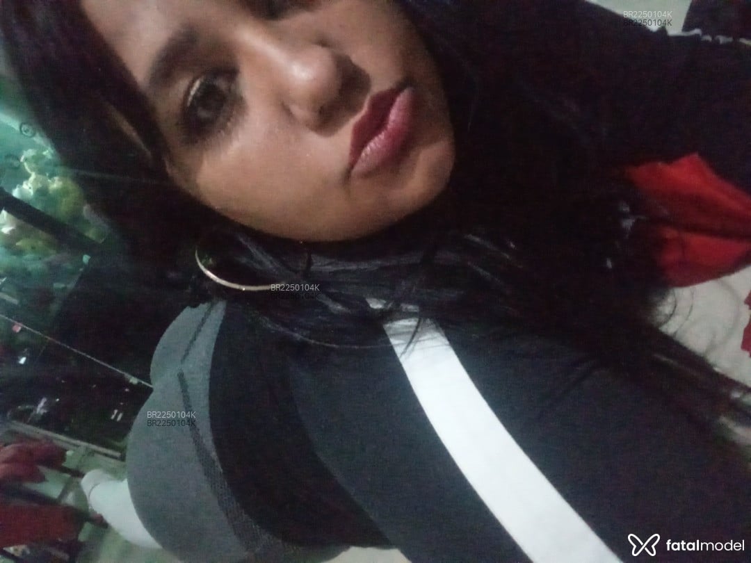 Acompanhante mulher morena (o) de olhos castanhos em Passo Fundo Acompanhante mulher morena (o) de olhos castanhos em Passo Fundo - Luh Chaves