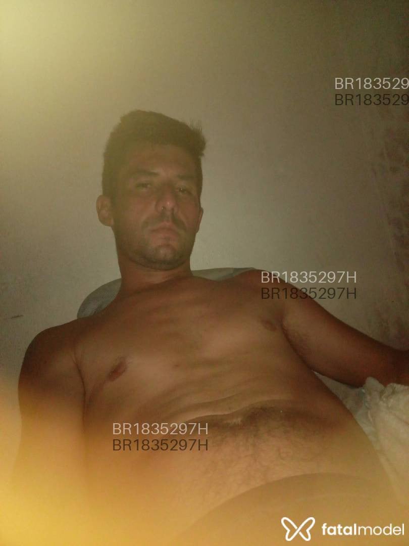 Acompanhante homem com cabelo castanho de olhos castanhos em Campinas - Rodrigo