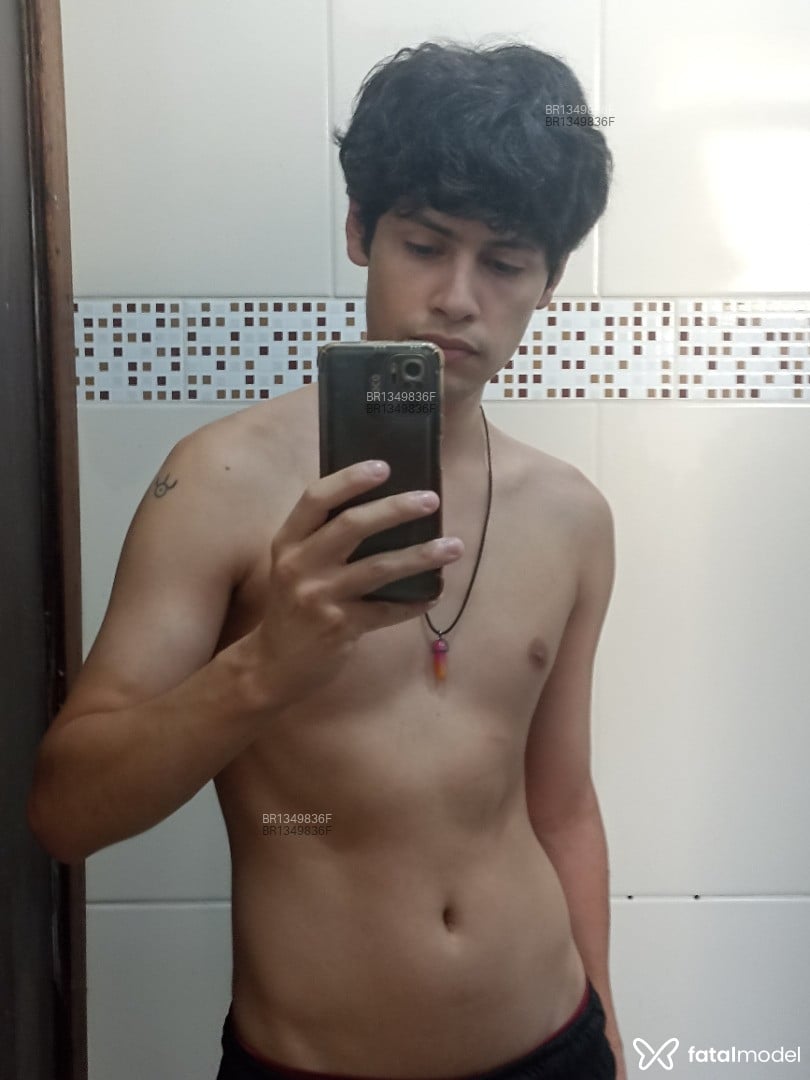 Acompanhante homem morena (o) de olhos pretos em Porto Alegre - Arthur Houken