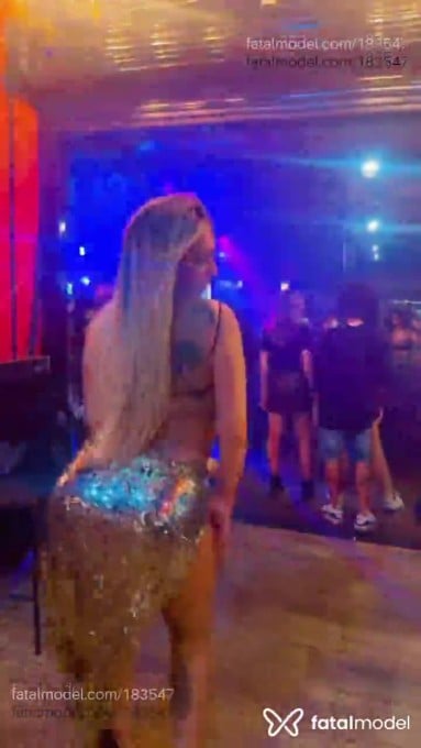 Acompanhante mulher loira (o) de olhos azuis em Juiz de Fora - Kezia Cristine