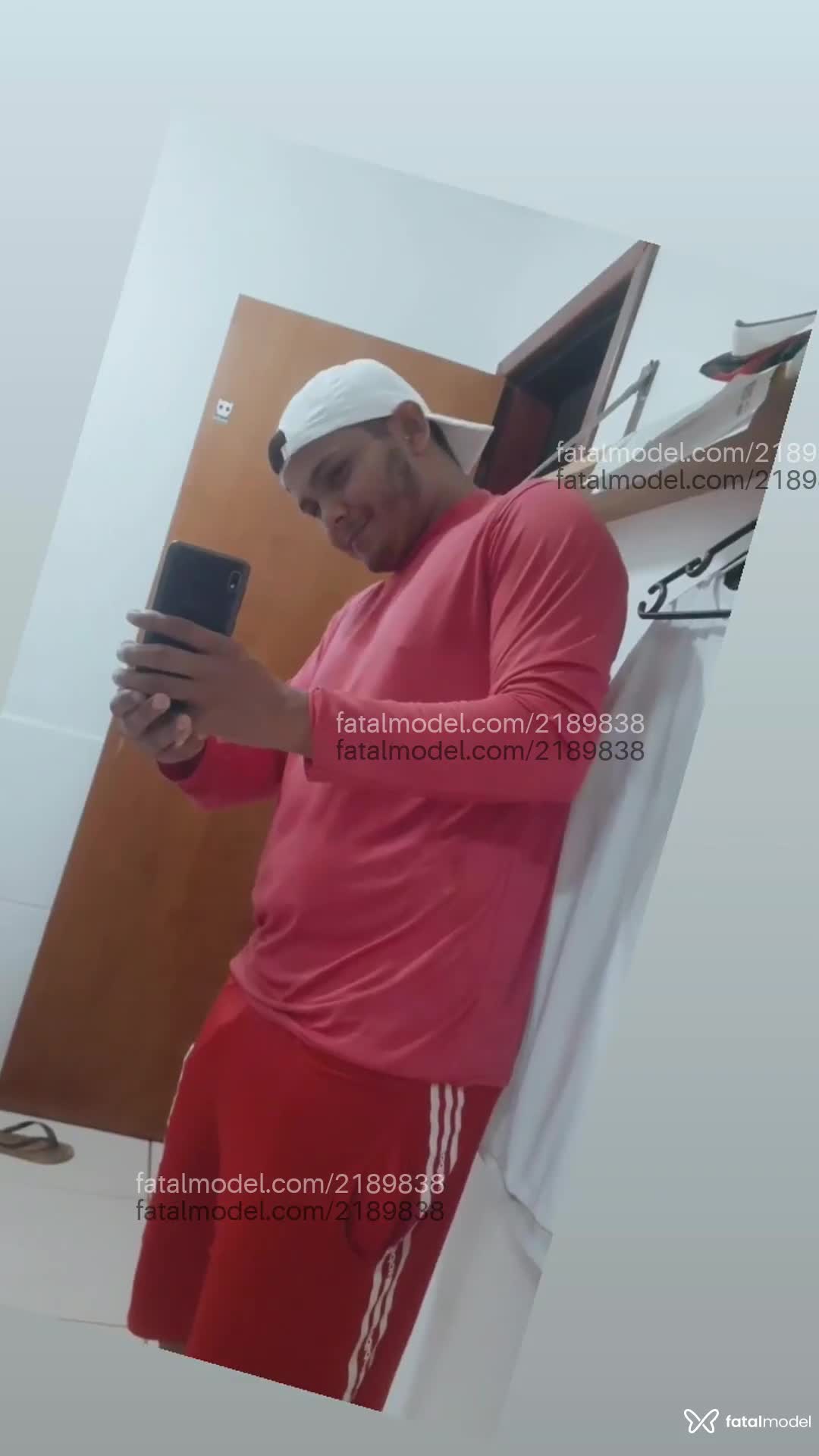 Acompanhante homem morena (o) de olhos pretos em Virtual - Andyn Wanderson