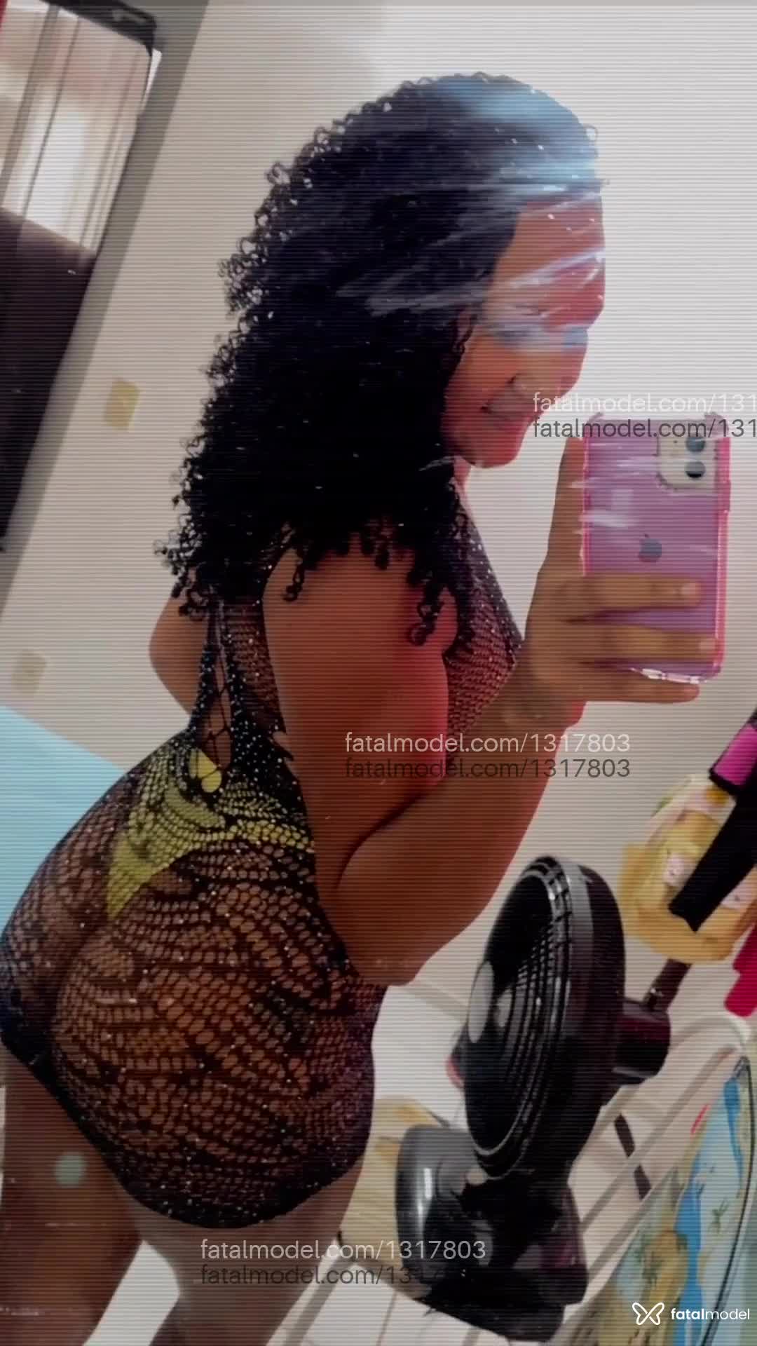 Acompanhante mulher trans morena (o) de olhos castanhos em Rio de Janeiro - Milena