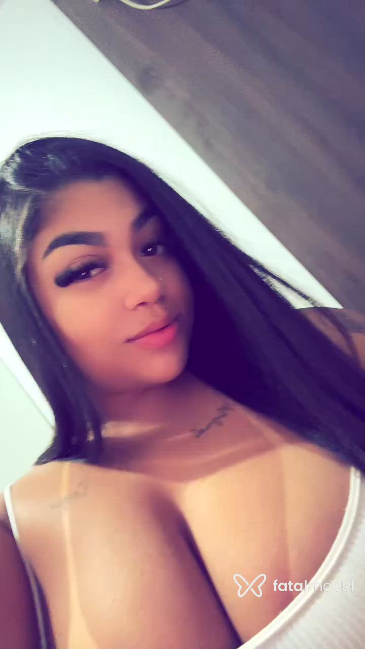 Acompanhante mulher com cabelo castanho de olhos castanhos - Nataly Dias