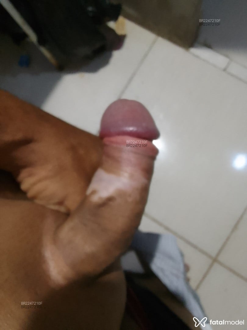 Acompanhante homem morena (o) de olhos castanhos em João Pessoa - Johnny