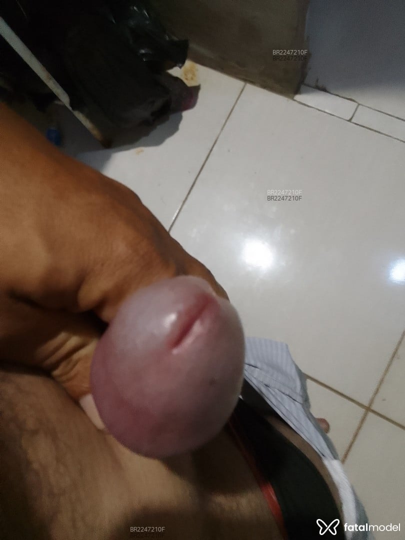 Acompanhante homem morena (o) de olhos castanhos em João Pessoa - Johnny
