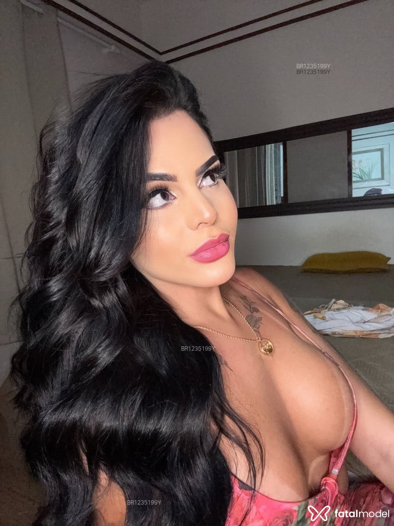 Acompanhante mulher trans morena (o) de olhos castanhos em Rio de Janeiro - Julia Gllock