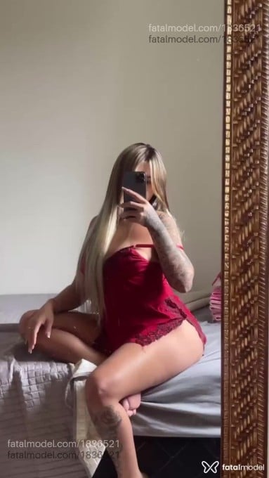 Acompanhante mulher com cabelo castanho de olhos castanhos em Teixeira de Freitas - Estrela