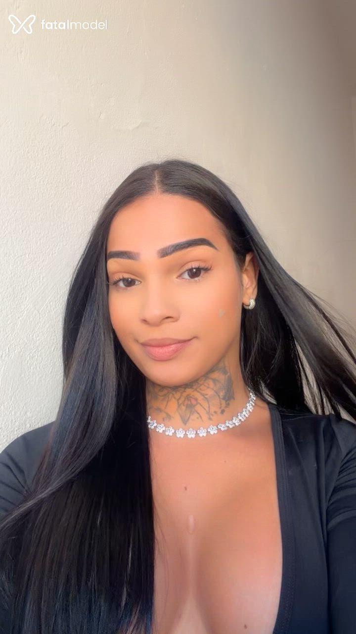 Acompanhante mulher trans morena (o) de olhos pretos - Victoria Yasmim Acompanhante mulher trans morena (o) de olhos pretos - Victoria Yasmim