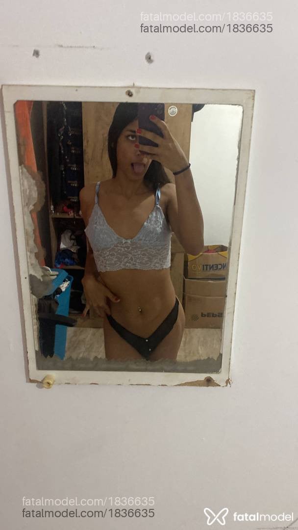 Acompanhante mulher trans morena (o) de olhos castanhos - Maryana