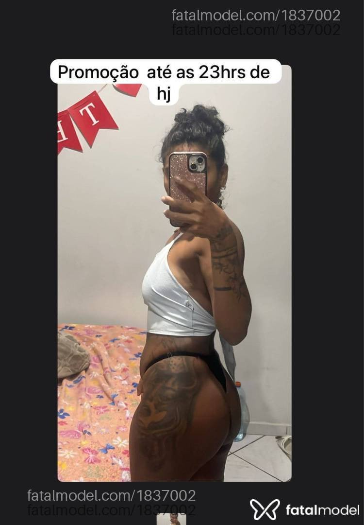 Acompanhante mulher morena (o) de olhos castanhos - Raquel