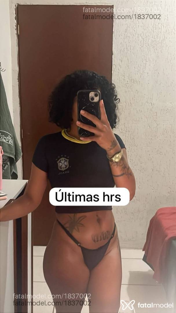 Acompanhante mulher morena (o) de olhos castanhos em São José - Raquel