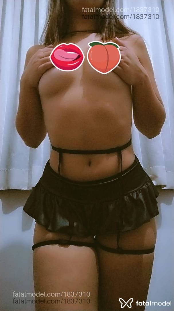 Acompanhante mulher com cabelo castanho de olhos castanhos em Belo Horizonte - Larissa