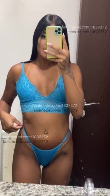 Acompanhante mulher morena (o) de olhos pretos em Volta Redonda - Débora Mendes